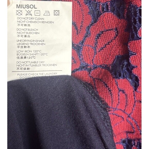 Miusol Red Floral Navy Underlay Lace Fit and Flare Dress Size XL Surplice Front - Picture 8 of 8